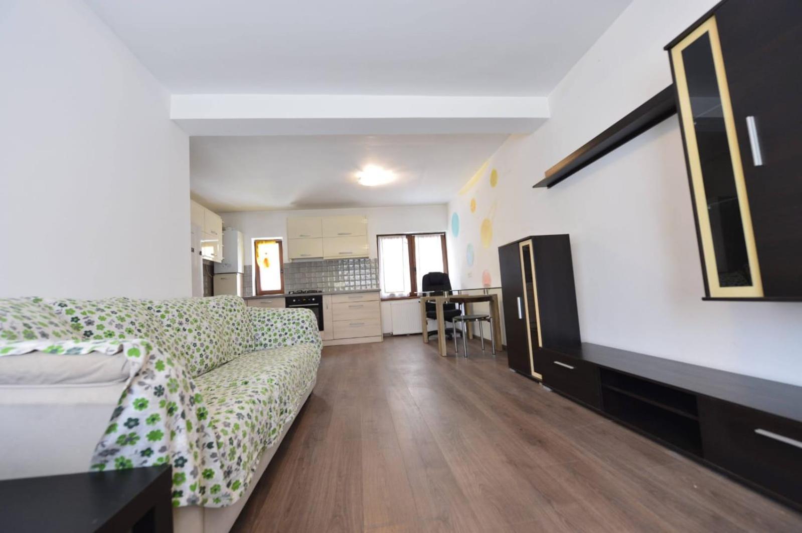Appartamento Apartament Astra Bn70 Braşov Esterno foto